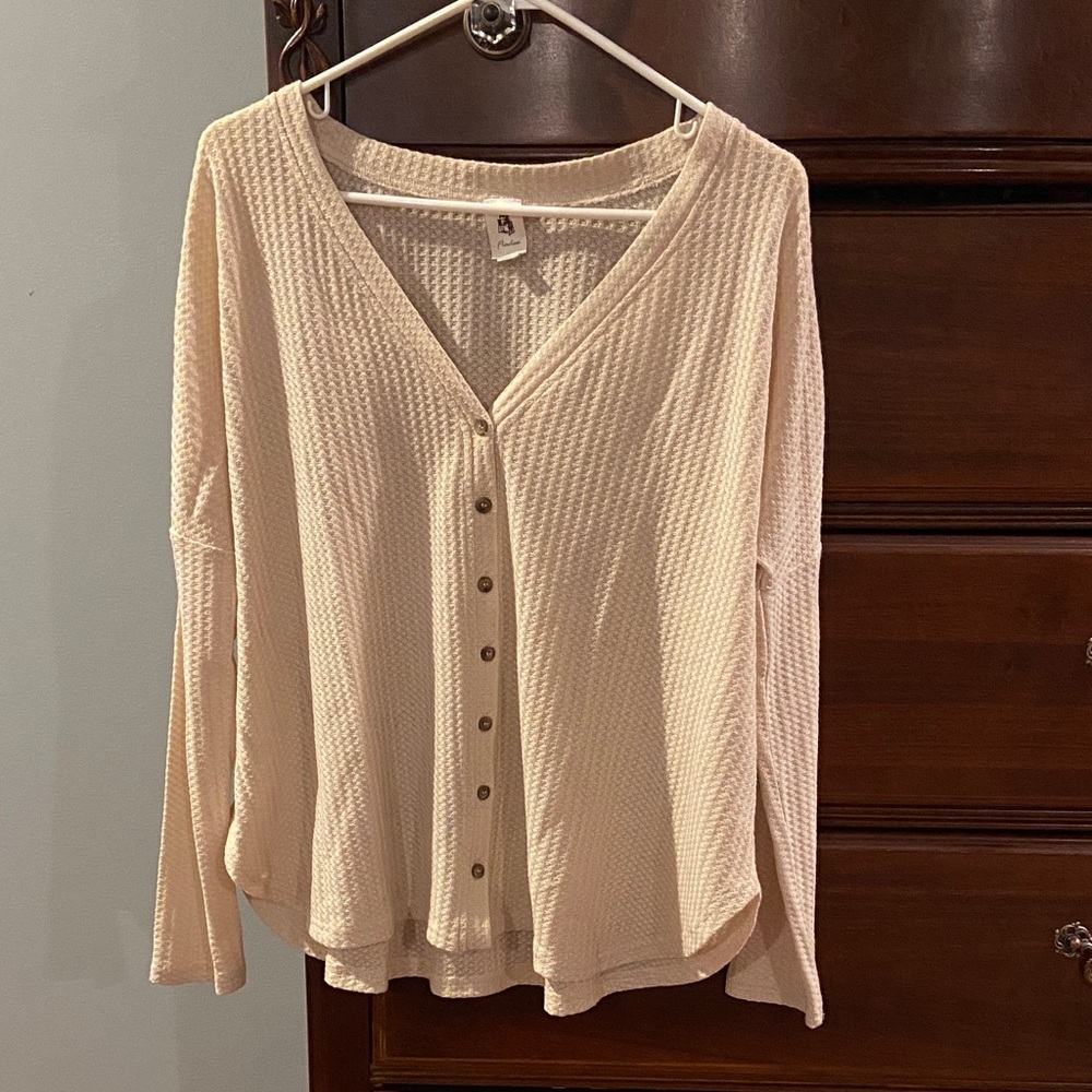 Vici, size XS, cream